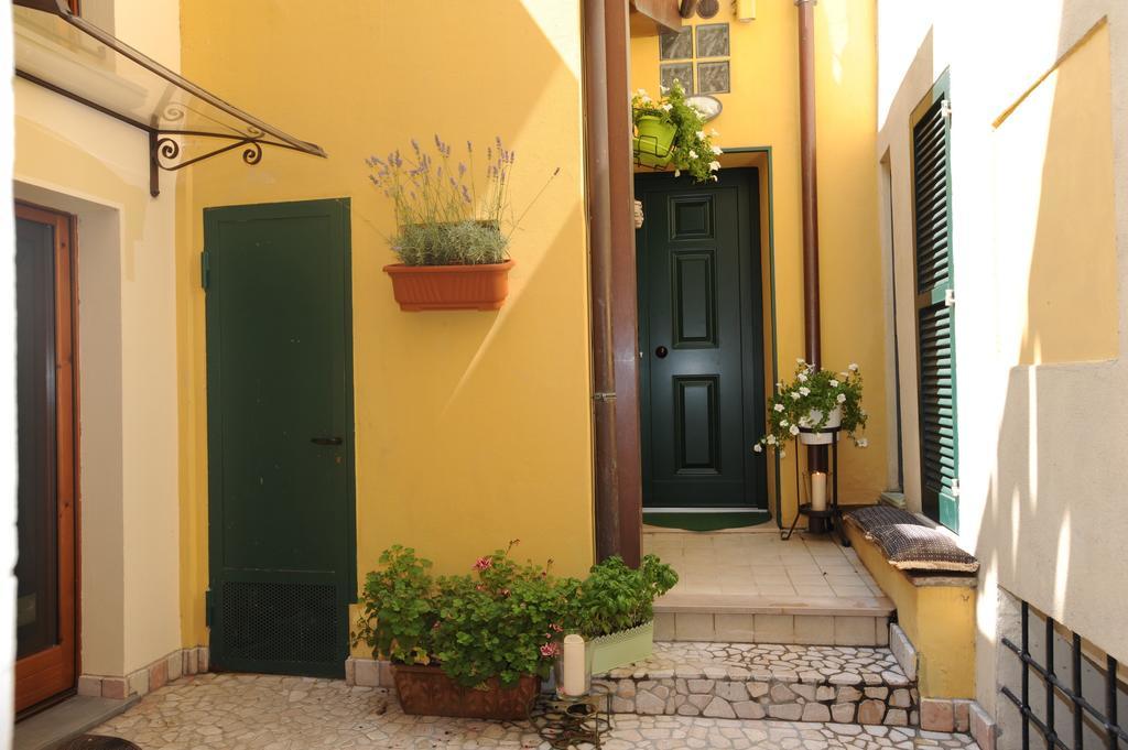 B&B Aurora Domus D'A-Mare Pesaro Exteriér fotografie