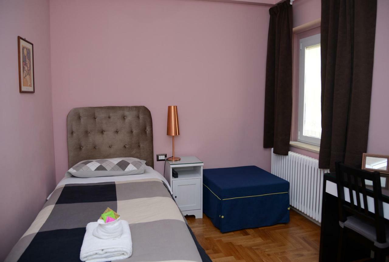 B&B Aurora Domus D'A-Mare Pesaro Exteriér fotografie