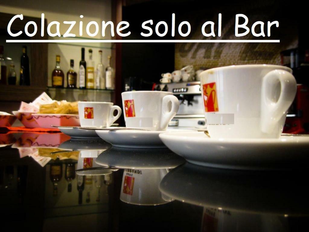 B&B Aurora Domus D'A-Mare Pesaro Exteriér fotografie
